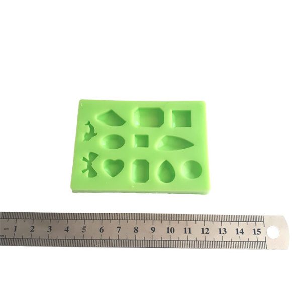 Pendant of 12 Pieces Silicone Mould