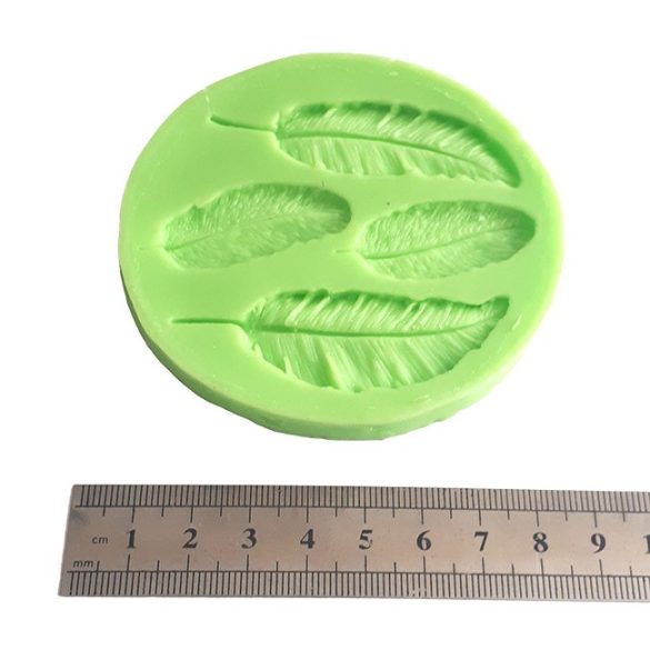 Leaf of 4 different Sizes Fondant Silicone Mould